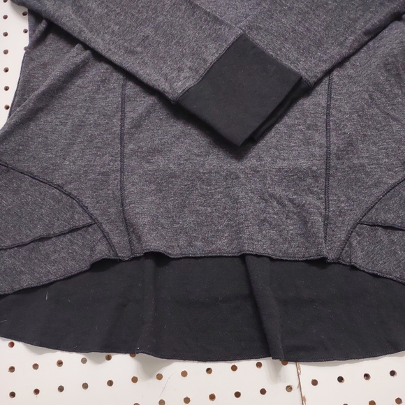 Bundle of Calvin Klein Performance, Size XL - Picture 3 of 13